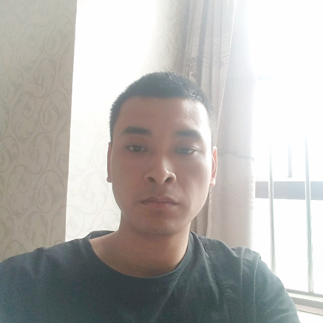 炙热黑夜的照片
