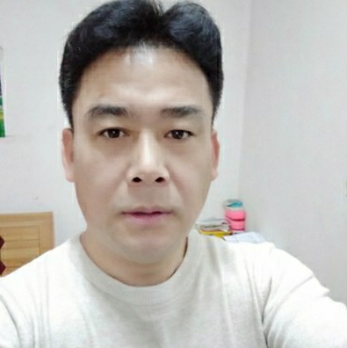 方盒那翩飞的照片