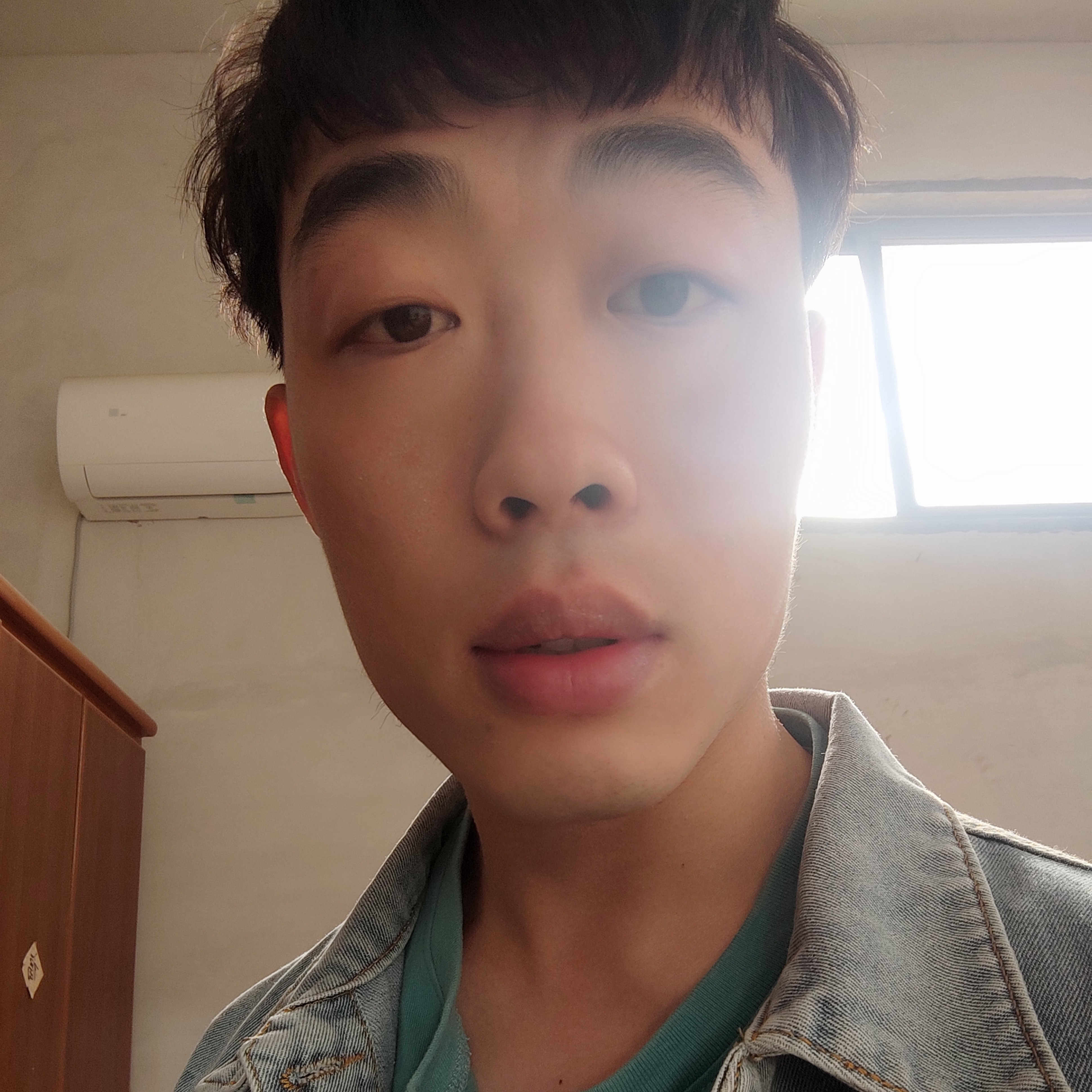 浮光挽手平常的照片