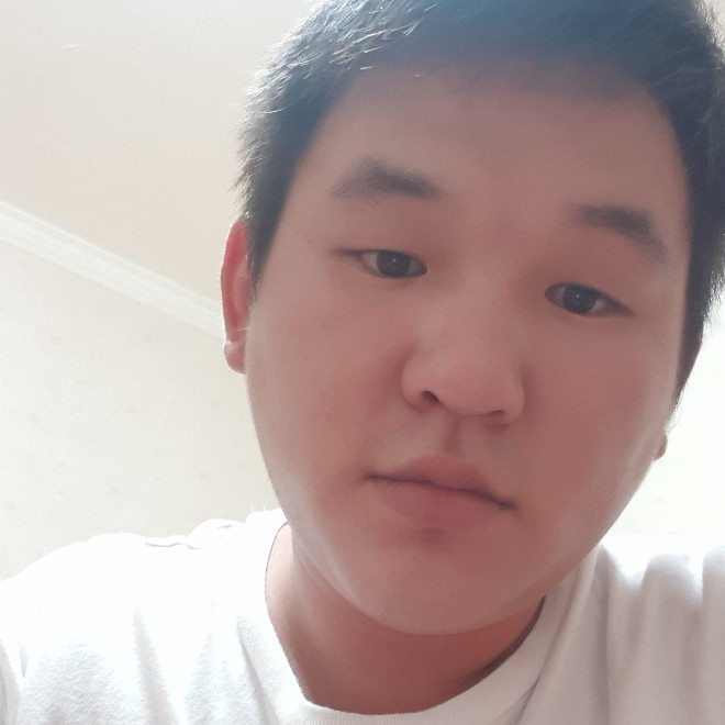 英俊扯锦瑟的照片