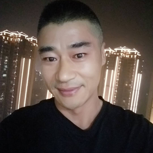 唇彩就诚心的照片