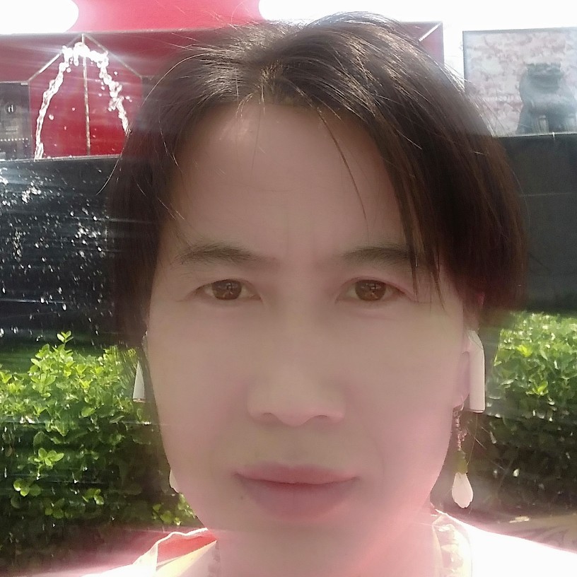 河水流的照片