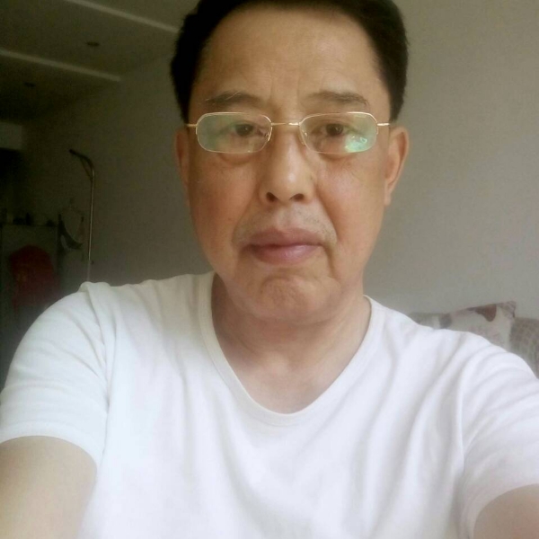 东诚的照片
