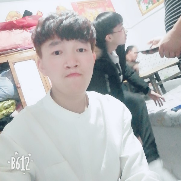 千媚，的照片