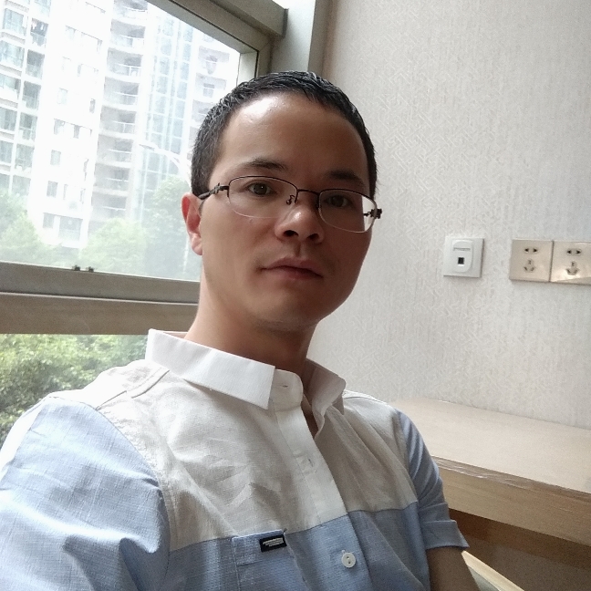 暗墨的照片
