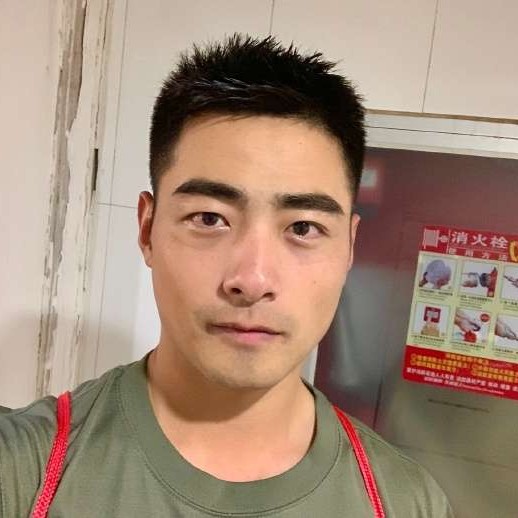 @壮志凌云的照片