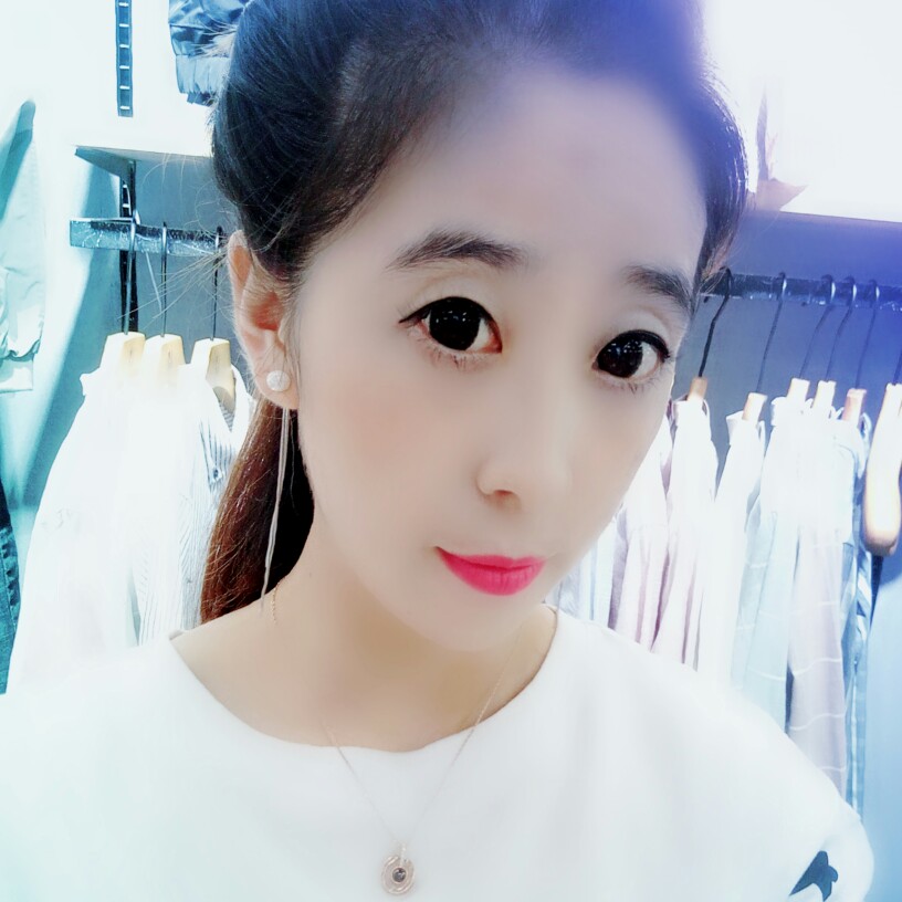 柒月的照片
