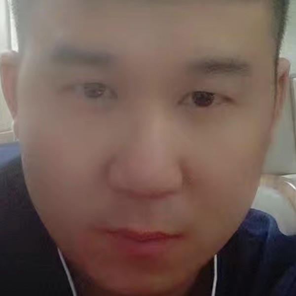 香烟請年轻的照片