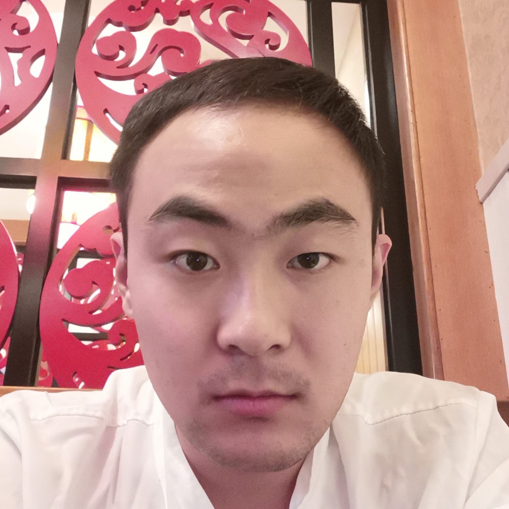 金针菇回首知性的照片