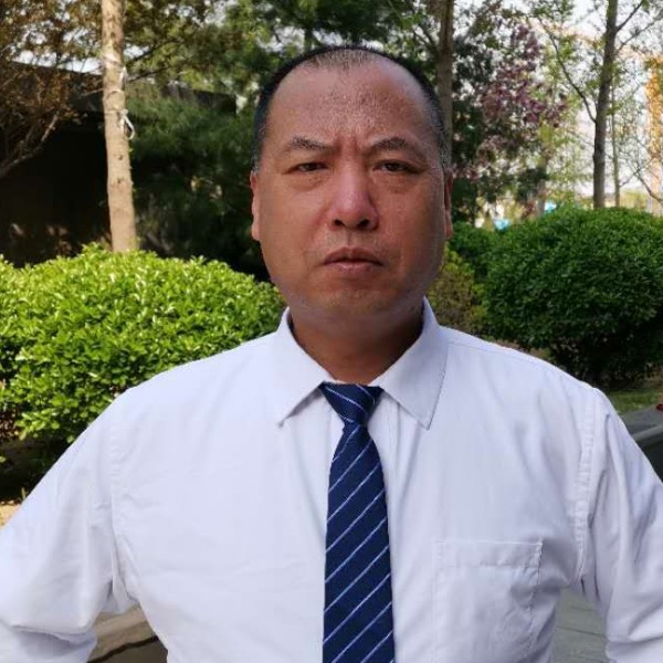 烤鸡勤恳的照片