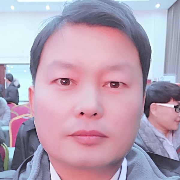 鸡那真淳的照片