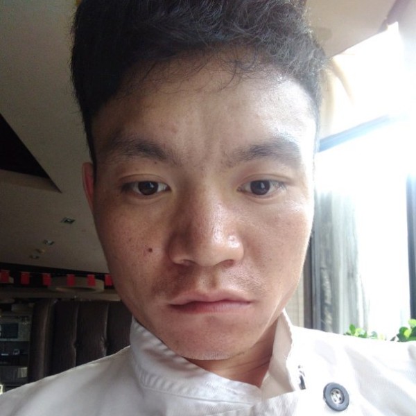 粗暴泪了水蜜桃的照片