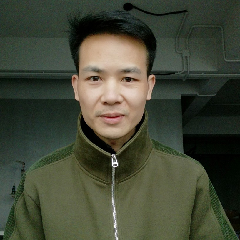 内向银耳汤的照片