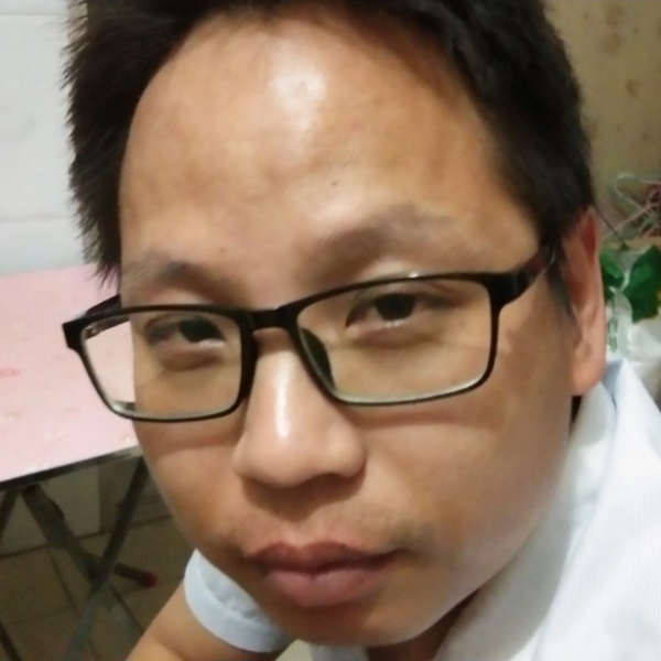 心云翔的照片