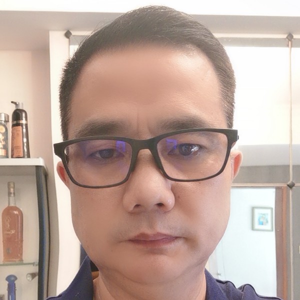 齐大叔的照片