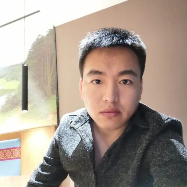 只求独一无二的她的照片