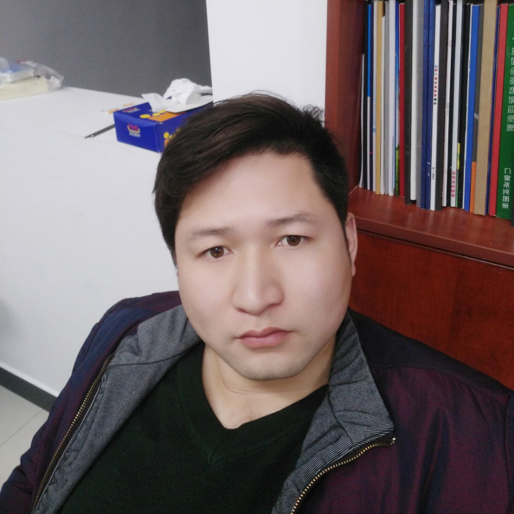 安博生的照片