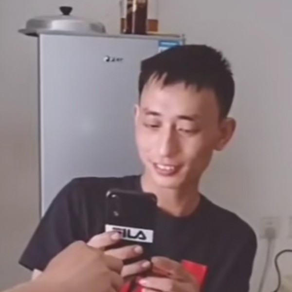超哥888888888的照片