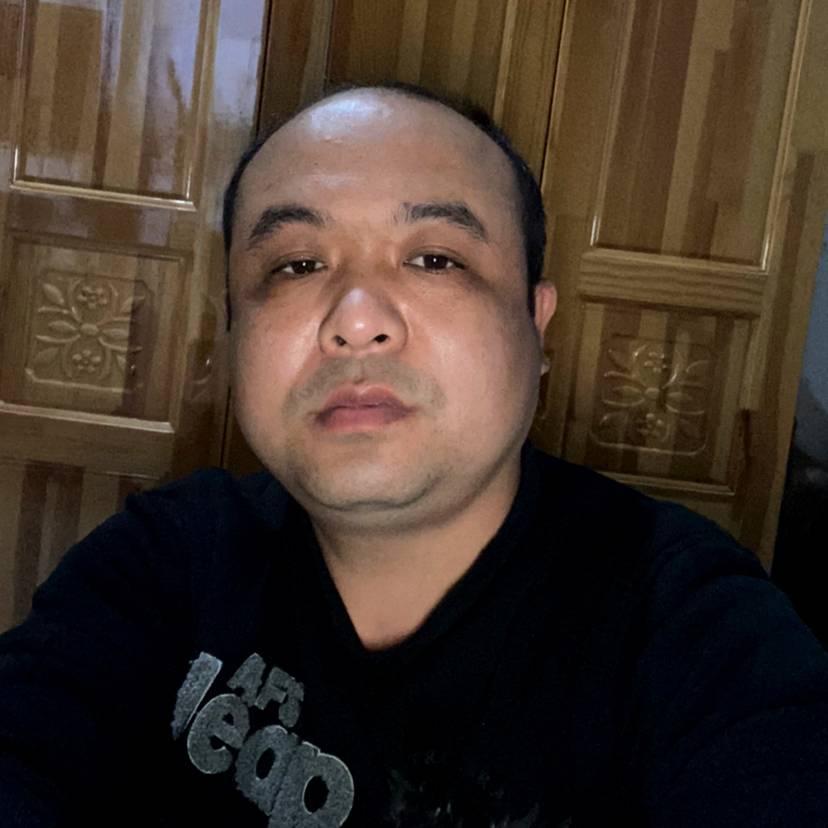 大鱼小虾的照片