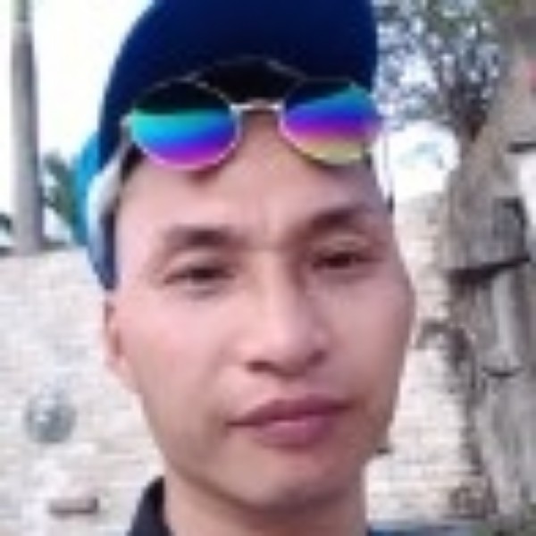 找别一半心上人的照片