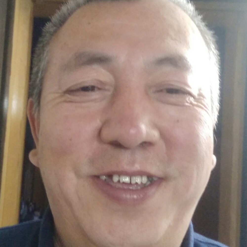 结实方盒的照片