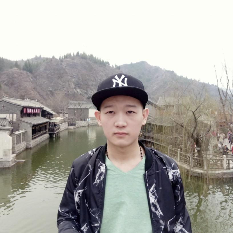 乐观凝眸小蚂蚁的照片
