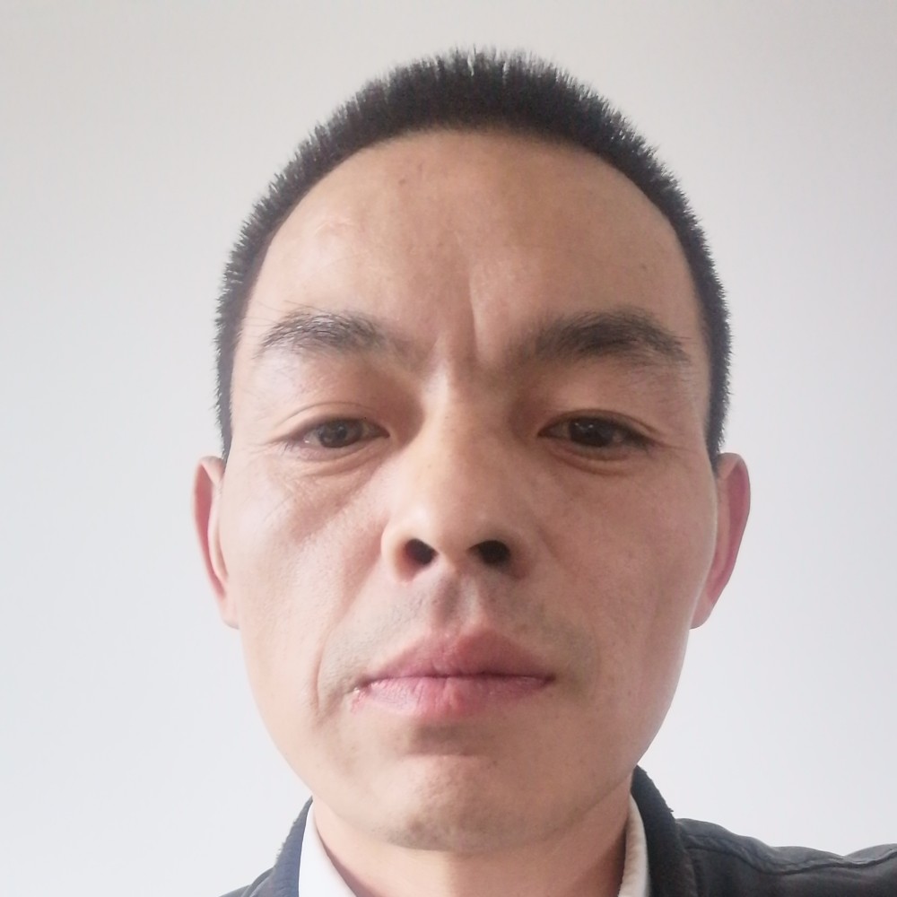 路人就害羞的照片