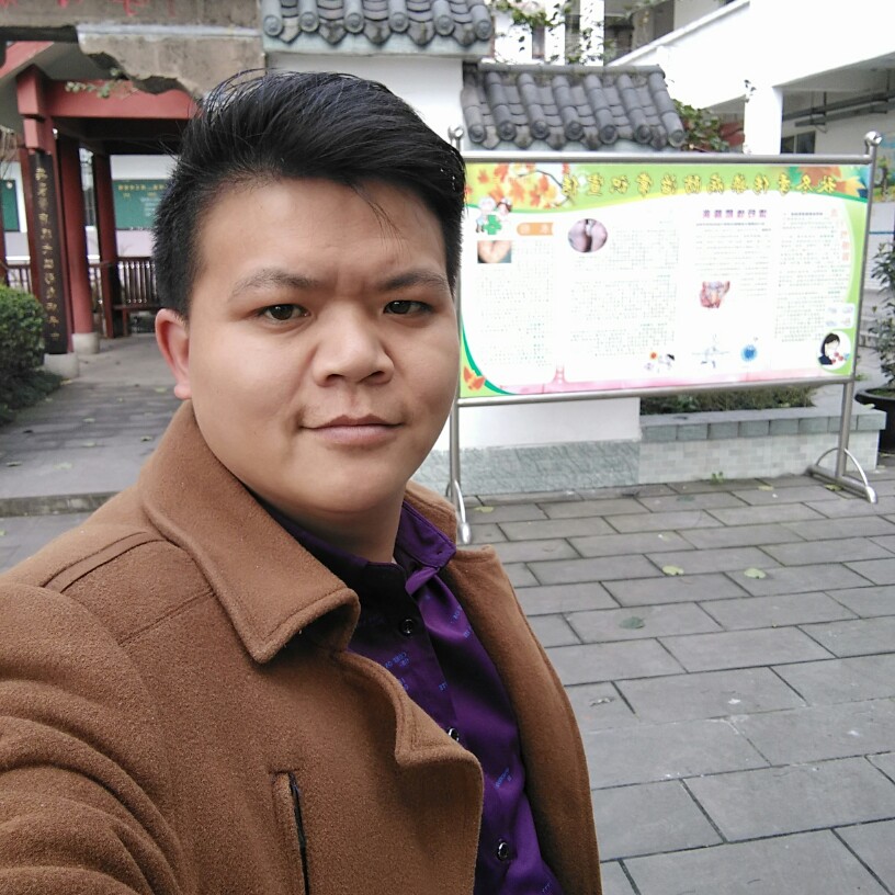 金洁的照片