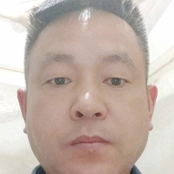 找相伴一生人的照片