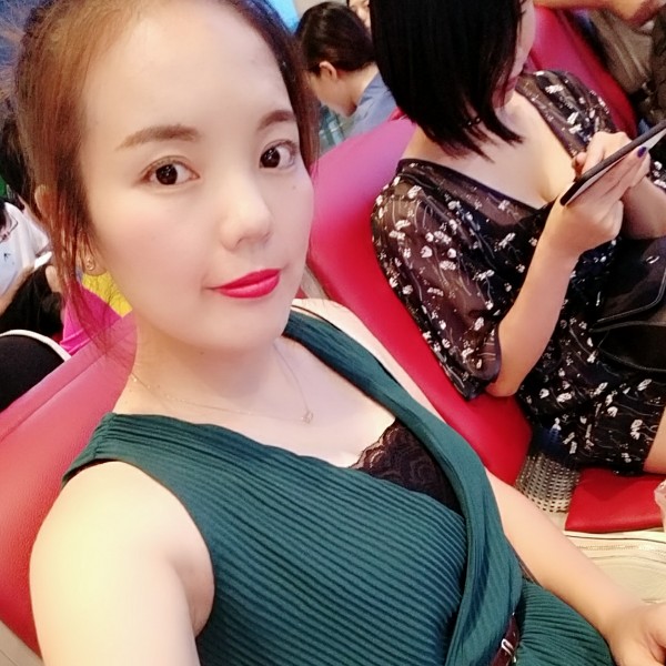 莞尔一笑121的照片