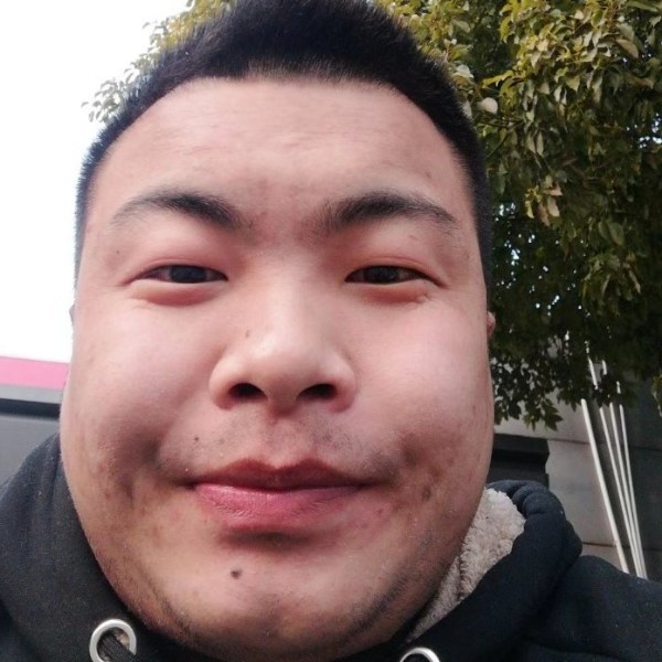 尊云阳的照片