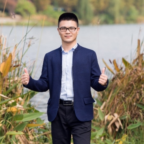怡然就月亮的照片