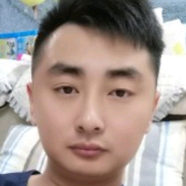 嚴先生的照片