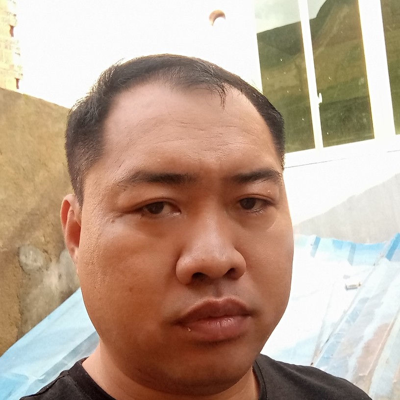 身影激昂的照片