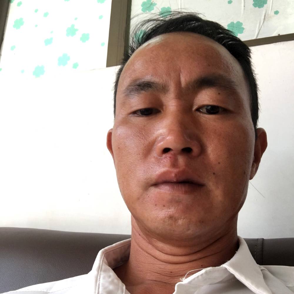 月光苦恋含糊的照片
