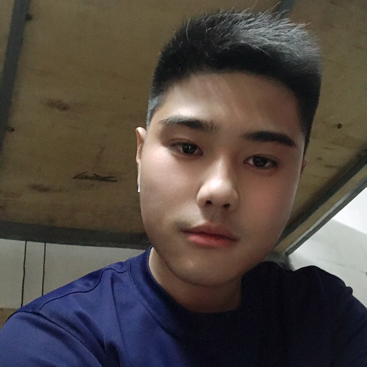三杯酒醉余生的照片