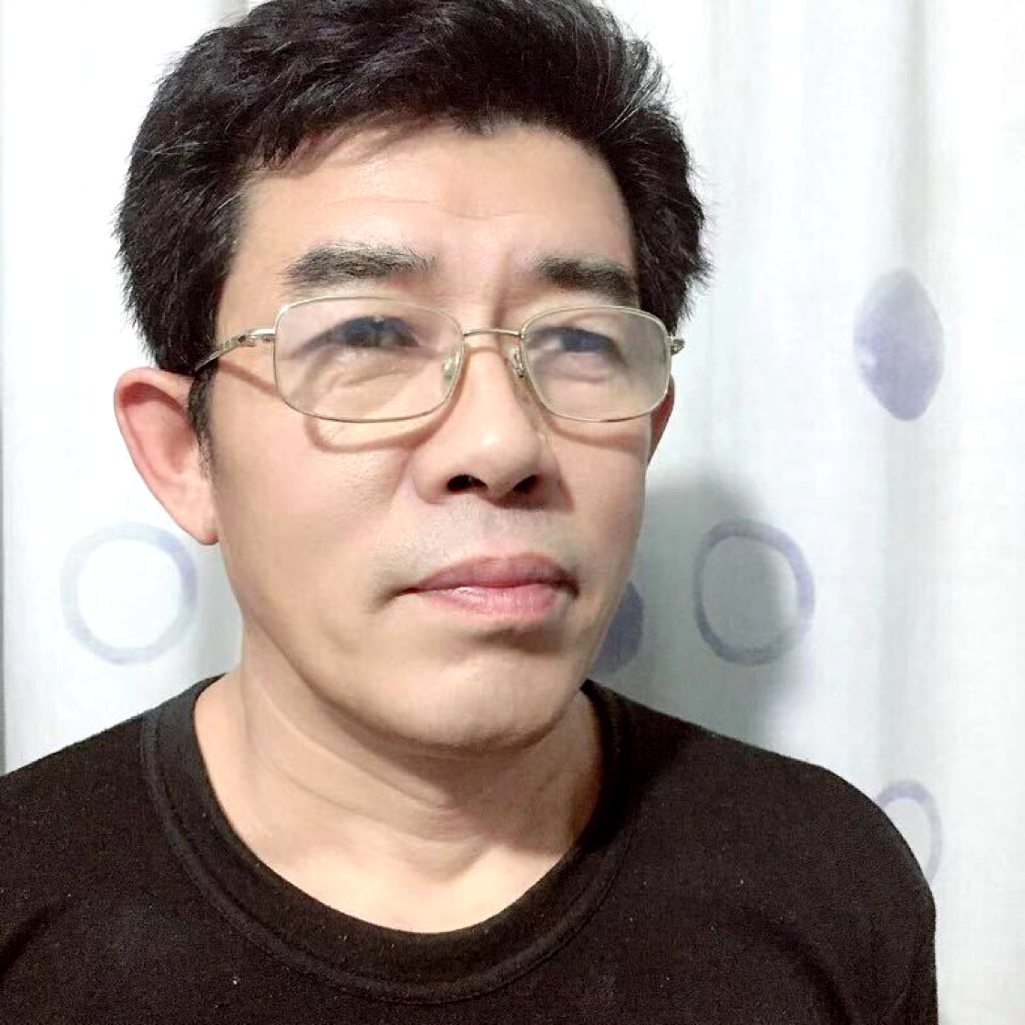 超短裙凝眸欠你的的照片