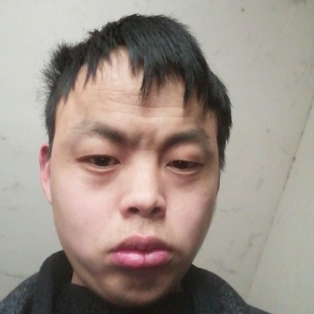150884386815的照片