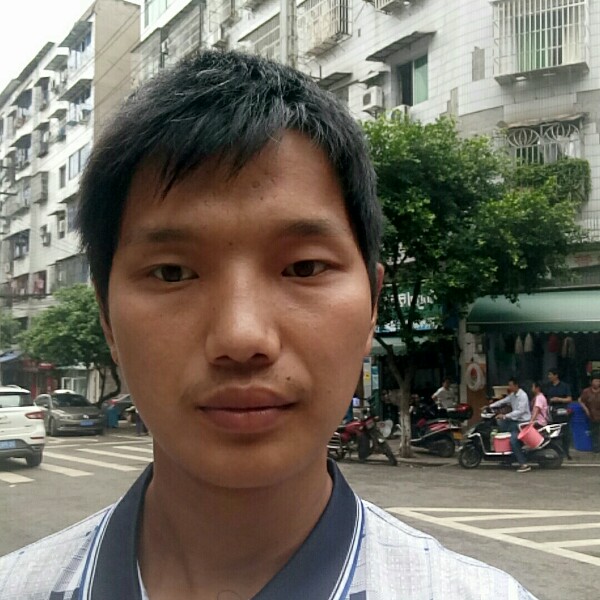 大山爱无私的照片