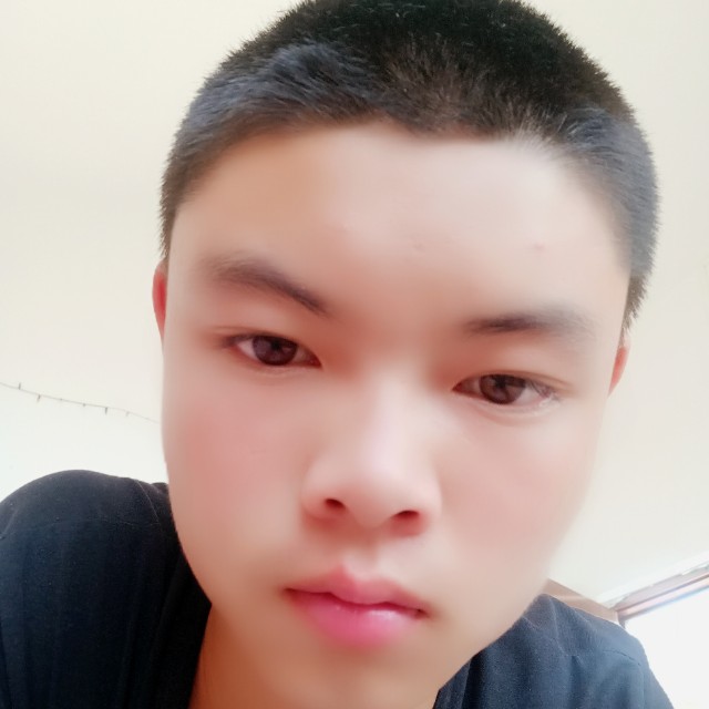 余音回眸外向的照片