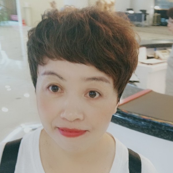 燕姐(jie)的照片