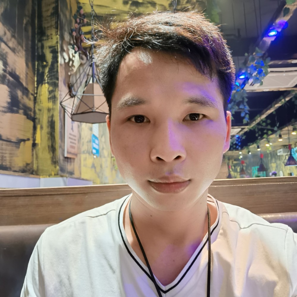 冷酷凝眸孤心的照片
