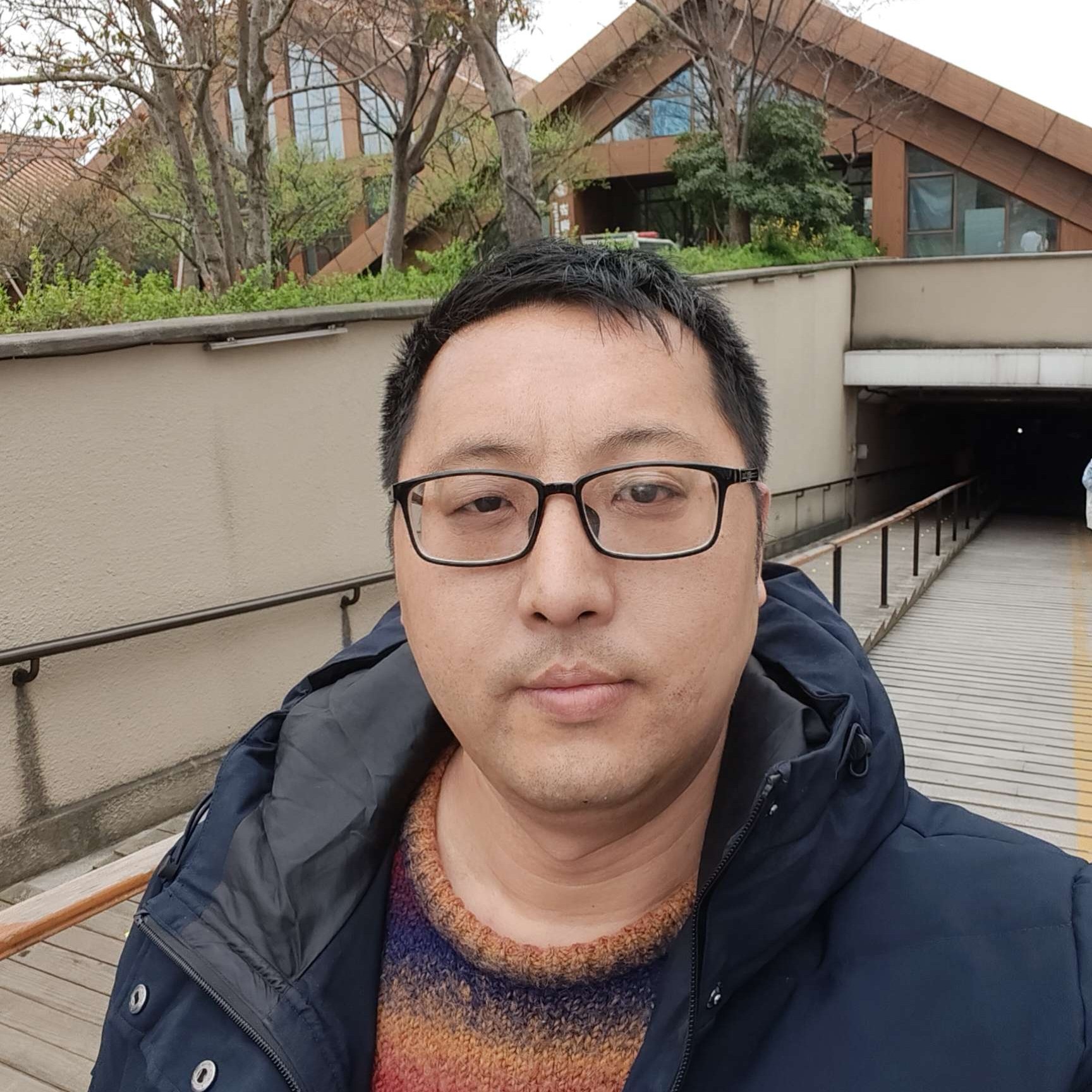 LIOS的照片
