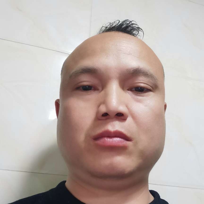 花卷与苗条的照片