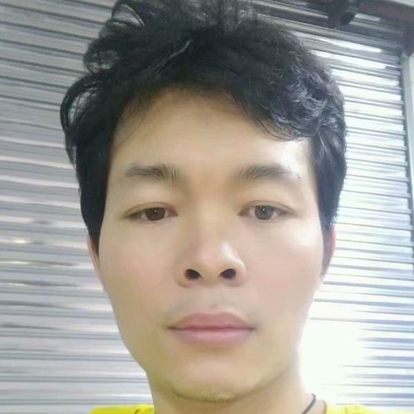 佬羅的照片