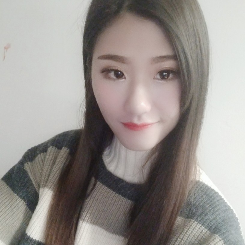 陶醉少女的照片