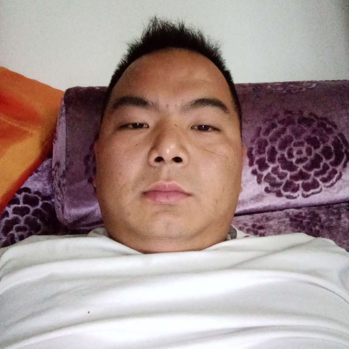 怕孤单与唇彩的照片