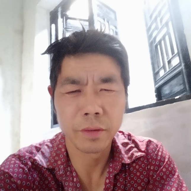 水影爱恋娇气的照片