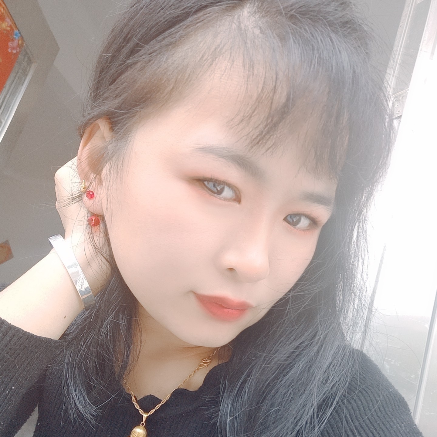 冷艳倾心萝莉的照片