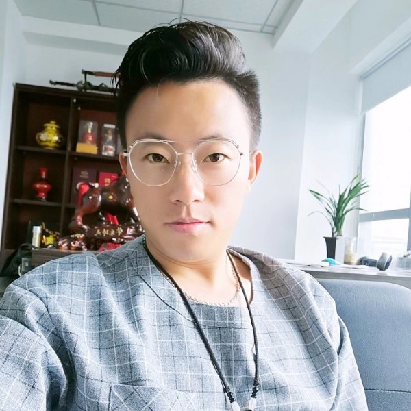 南美鹰666的照片